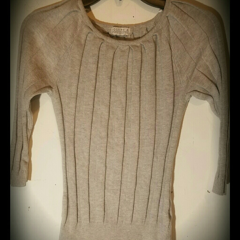Women's crewneck